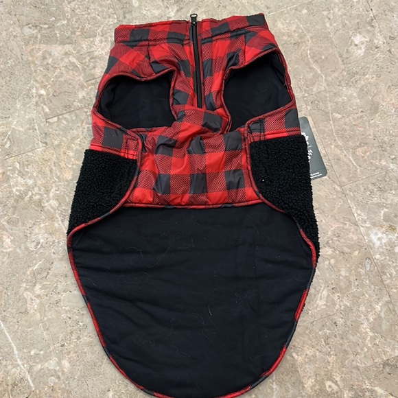 Roots x Canada Pooch Park Plaid Sherpa Vest - Picture 2 of 5
